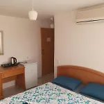 Oezmert Otel